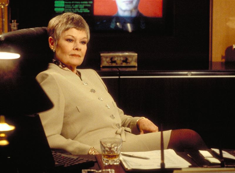 曾出演《007》M夫人的英國女星茱蒂丹契。（圖／翻攝自JamesBond007臉書）