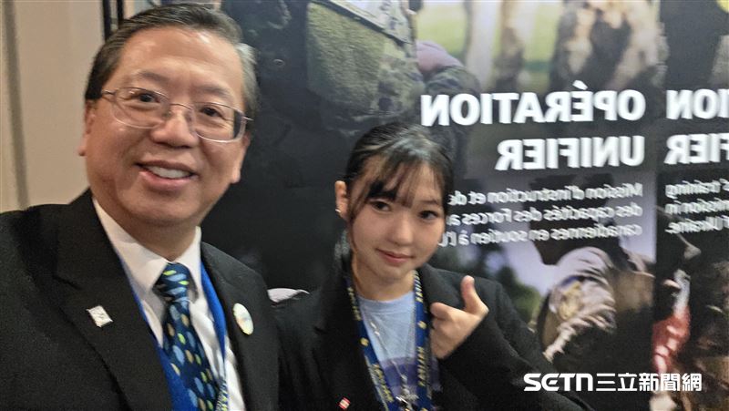 獨/台灣女孩登國際峰會 他讚:有未來了