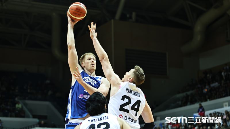 台灣開賽連飆3顆三分彈 半場6分落後日本