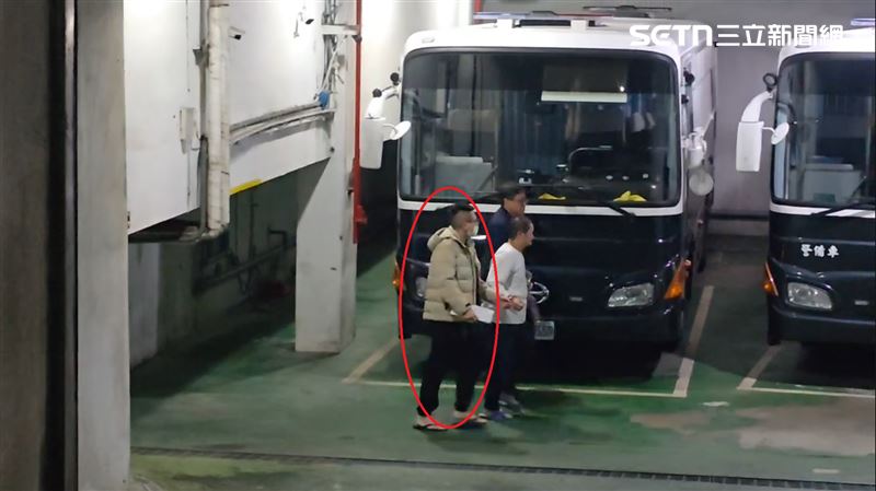 埋伏砍夏天倫自首遭疑「扛罪」被羈押禁見