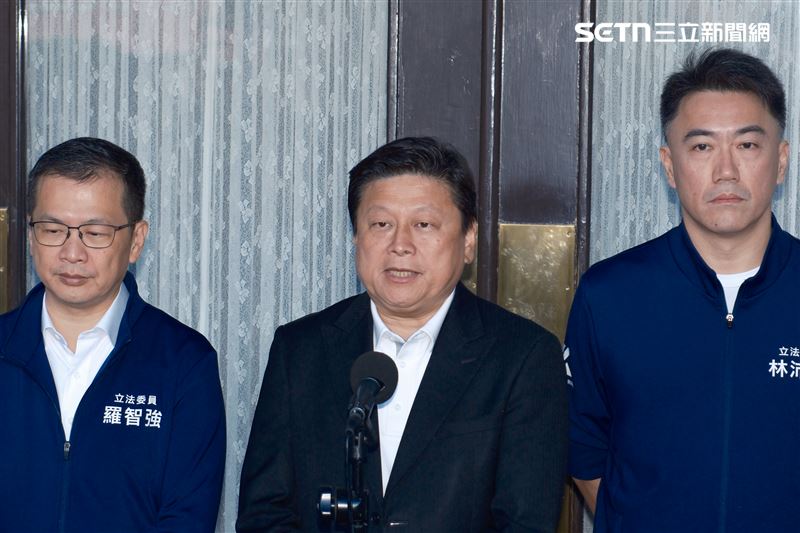 國民黨立院黨團受訪，傅崐萁、羅智強、林沛祥。（圖／記者楊士誼攝影）
