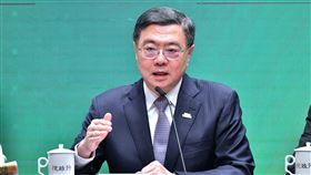 行政院長卓榮泰說明院版《財劃法》（圖／行政院提供） 