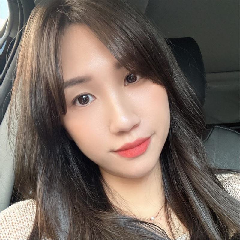 黃敬雅批評凌濤，到底是要多沒料，找不到題材只能靠幻想來寫創作文。（圖／翻攝自黃敬雅臉書）