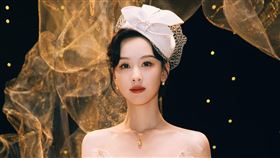 美國靈媒Deborah表示「陳都靈已經離世」。（圖／翻攝自微博）