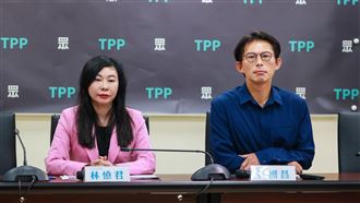 黃國昌強調民眾黨的初選機制，連現任議員都沒有優先權。（圖／民眾黨團提供）