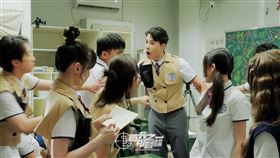 宋偉恩拍攝現場暴怒，激動怒吼嚇哭「未來少女」。（圖／映底子國際傳媒股份有限公司提供）