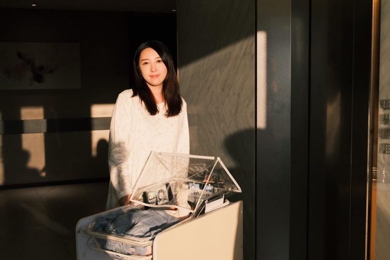 《終極》蔡頤榛從少女晉升為「新手媽媽」，坦言「一切像幻覺」。（圖／蔡頤榛提供）