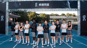 多位藝人與人氣創作者與跑者們一同參與競賽，以行動展現夜跑嘉年華的「同心疾行」精神。（圖／品牌業者提供）