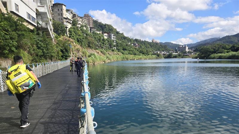 新北7旬翁離院失聯　漂碧潭渡船頭成浮屍
