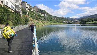 新北7旬翁離院失聯　漂碧潭渡船頭成浮屍