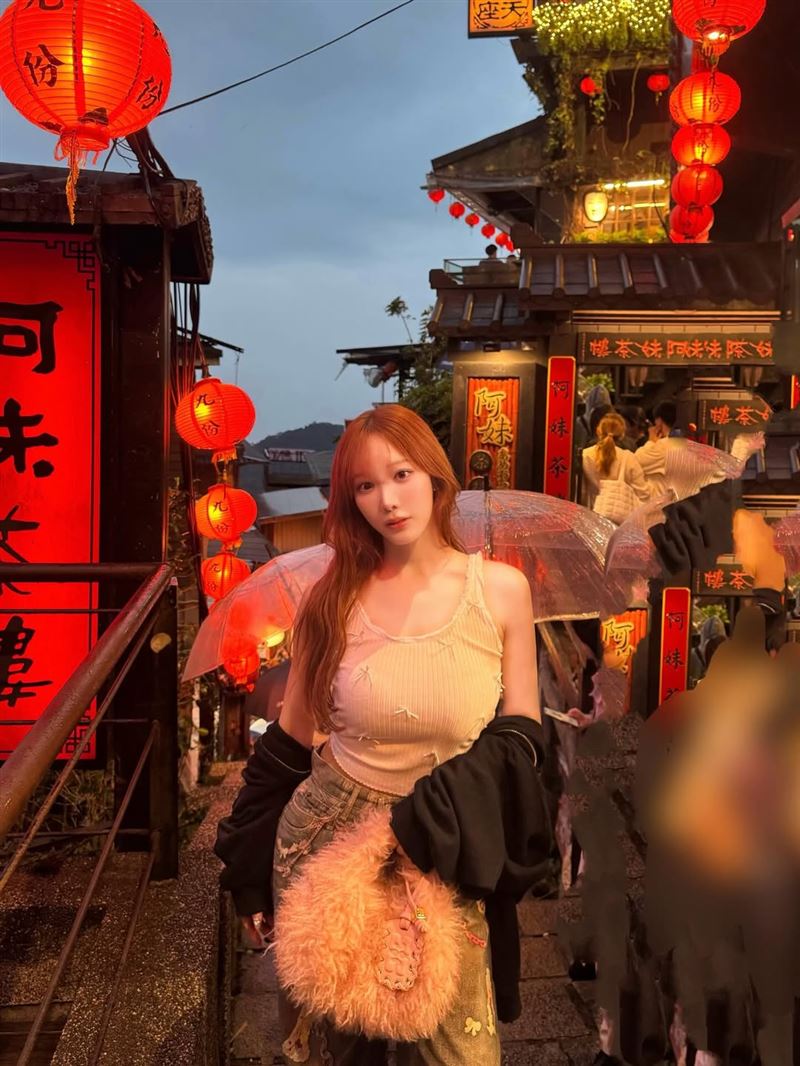 小宵虎南曬出在九份拍的美照，表示明年還會再來台灣。（圖／翻攝自IG @konankoyoiiii）