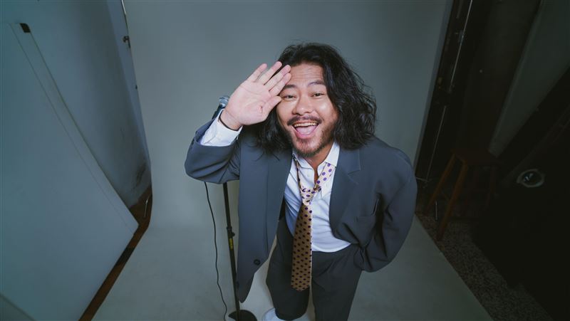 男星表演「台下只有3人」遭觀眾羞辱崩潰