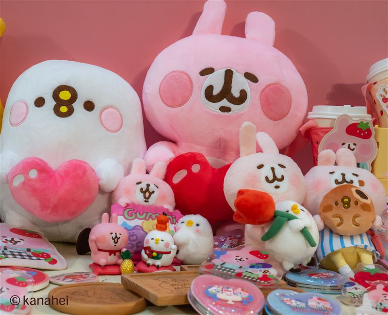 近80款的莓果系列周邊商品。（圖／主辦單位提供）