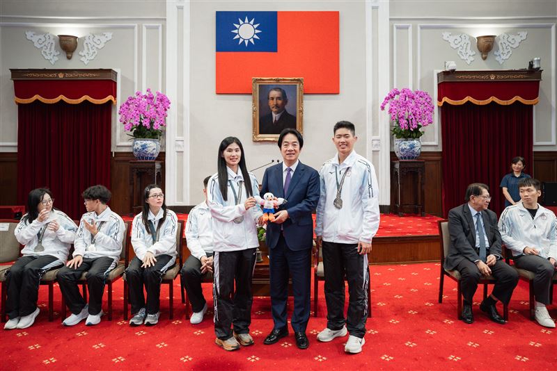 總統賴清德接見「2025年東京第25屆達福林匹克運動會」代表團選手、教練及隊職員（圖／總統府提供）