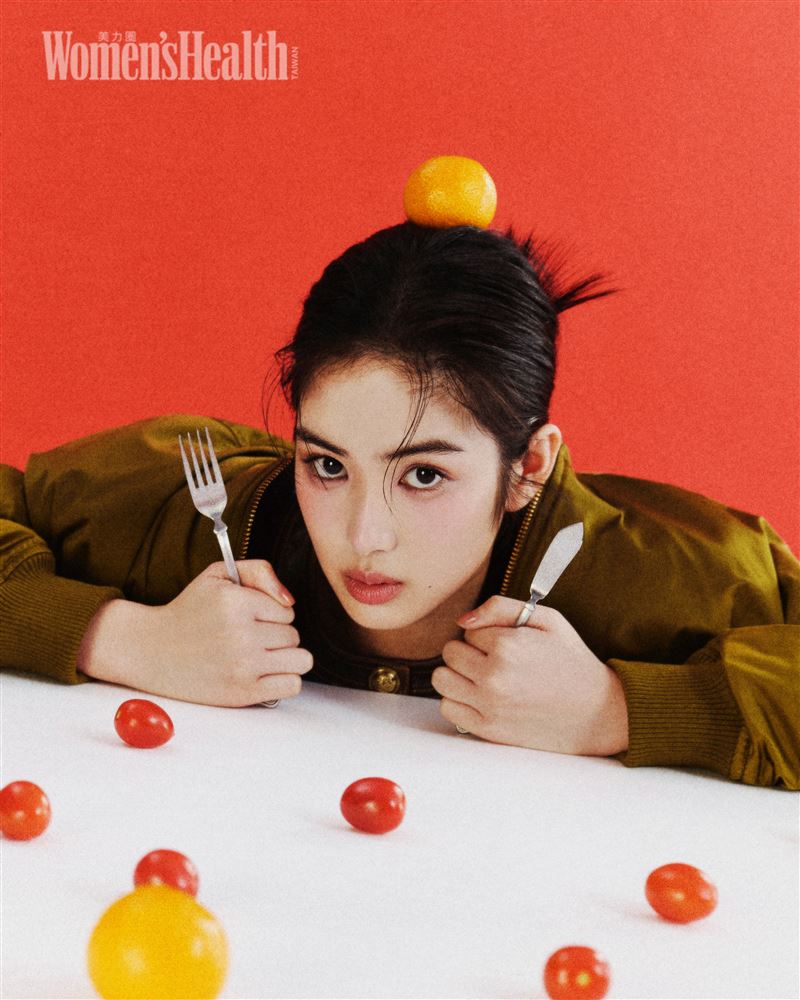 身為演員的雷嘉汭需要讓角色和自己都能自由呼吸。（圖／《Women&rsquo;s Health》美力圈提供）