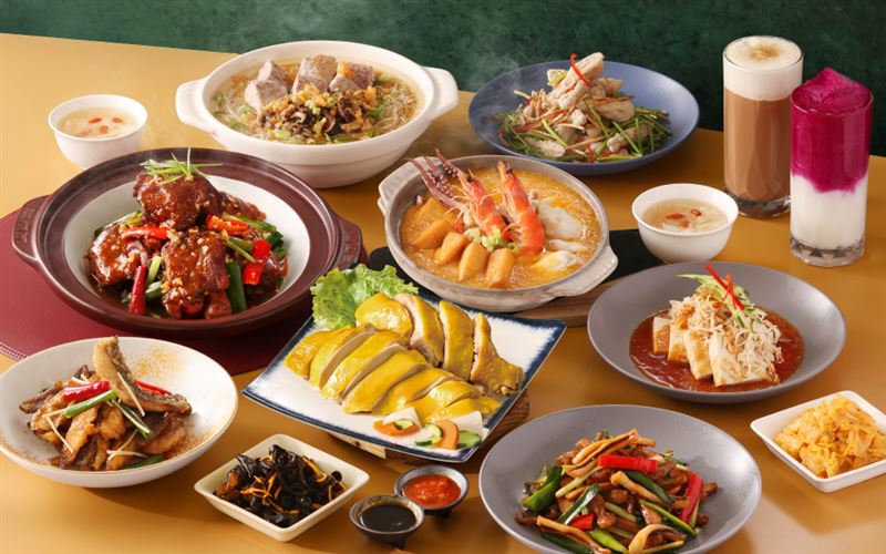 丰禾推出周一到周五到店內用、出示個人名片，凡點4人或6人套餐，加菜鮮蝦蒜蓉粉絲煲。（圖／品牌業者提供）