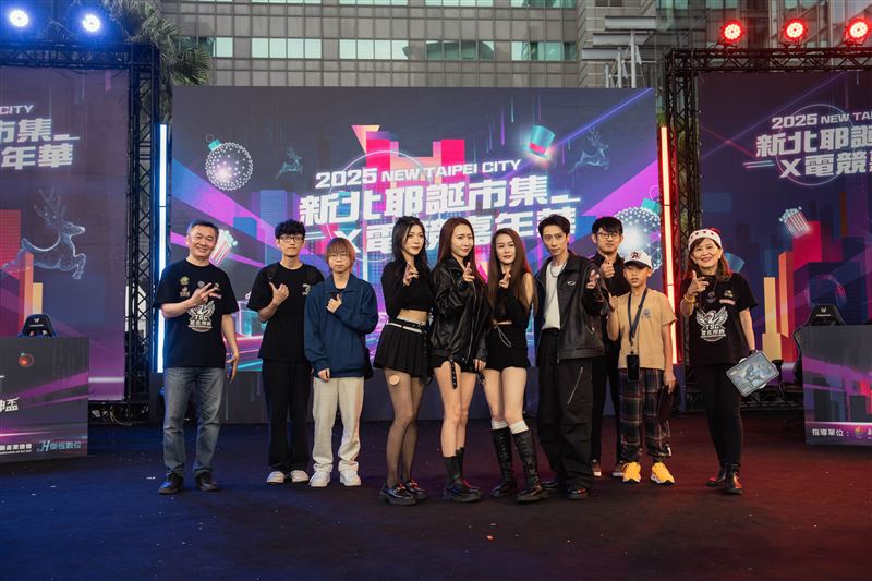 Xtars Live直播主所組成的「Xtars電競星使」，參與「國際電競女神盃」比賽。（圖／主辦單位提供）