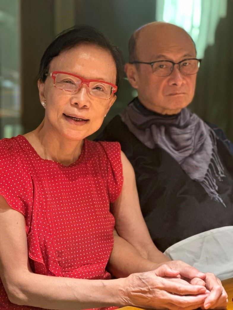 林靜芸與先生林芳郁。（圖／取自臉書)