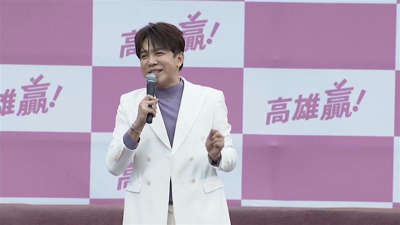 歌手許志豪曾是邱議瑩國會助理