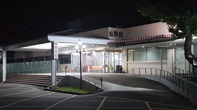 役男被緊急送醫，所幸僅腳踝骨折，開刀治療。（圖／翻攝畫面）