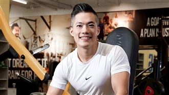 獨／周董僵直性脊椎炎　御用教練揭慘況