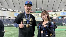 林倪安被爆當高志綱小三，昔以「非眷屬」進入東京巨蛋黑底曝光，吸引網友瘋狂朝聖。（圖／翻攝自IG @nianlin）