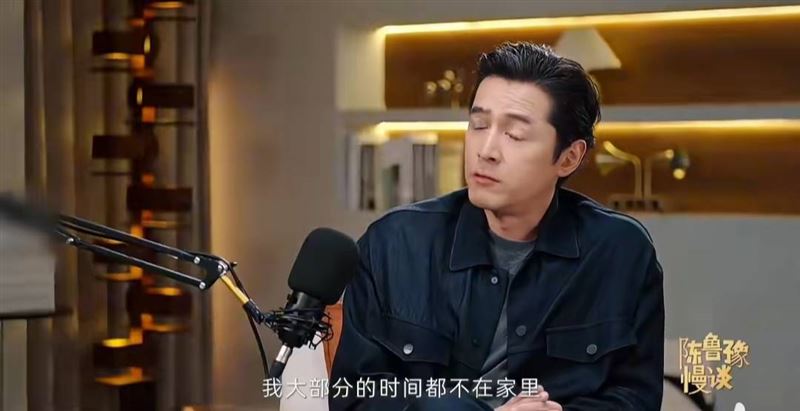 胡歌自認缺席女兒成長過程。（圖／翻攝自胡歌微博）