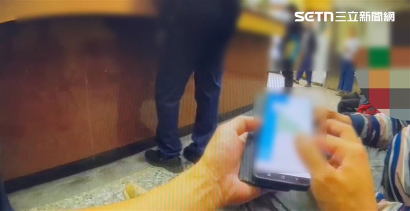 網戀女友哭「爸死沒錢葬」老翁看戶頭心碎