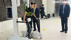 HopeStride讓患者能「用腦走路」。（圖／記者柯美儀攝影）