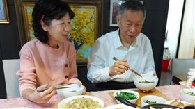 陳佩琪說，柯文哲被搜到女星清涼照、women夾，她不在意，而總統賴清德「案底不少」，搞不好也有清涼照、women夾。（圖／翻攝自陳佩琪臉書）