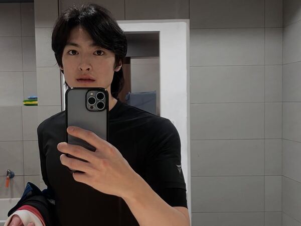 張宥鈞也是繼曹佑寧後，第二位從平鎮高中棒球員轉當演員的校友。（圖／翻攝自IG @salala.83）