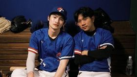 前富邦悍將張宥鈞(左）成為演員，出演12強電影。（圖／翻攝自IG @salala.83）