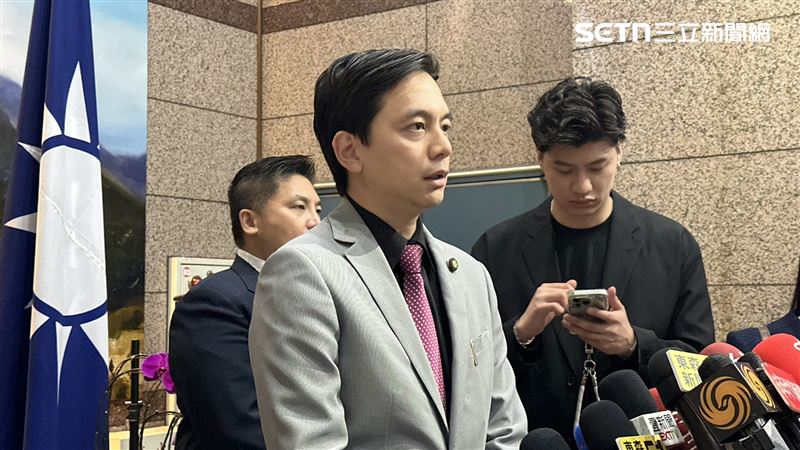 川普簽台灣保證實施法案!國民黨態度曝光