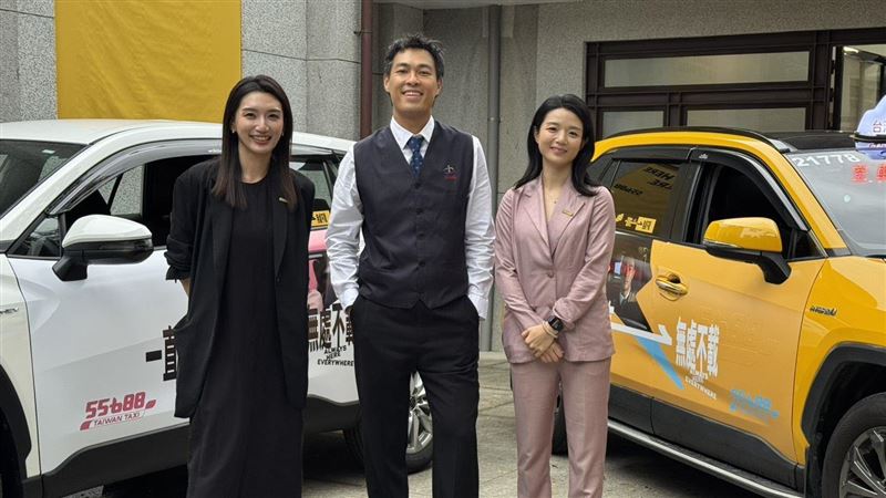 楊祐寧化身計程車司機!笑喊:覺得好像