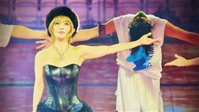 日本天后濱崎步，受中日緊張影響，在上海的演唱會突遭取消。（圖／翻攝自《濱崎步的秘密》、翻攝自濱崎步臉書《浜崎あゆみ（ayumi hamasaki）》）