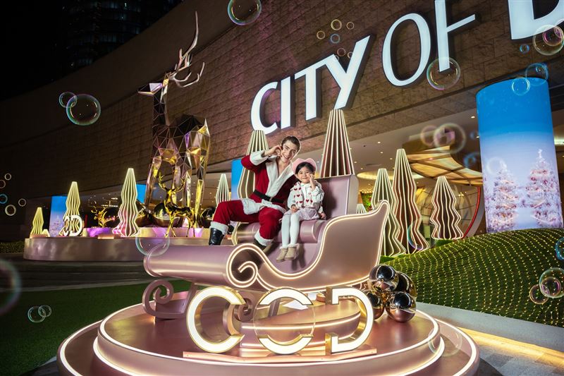 新濠天地魔幻冬日泡泡秀。（圖／澳門新濠天地提供）