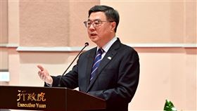 行政院長卓榮泰今(3）下午在行政院大禮堂接見「2025 年北美各地台灣會館、台灣中心暨台灣協會回國訪問團」。（圖／行政院提供）