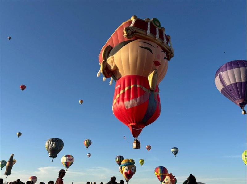 媽祖熱氣球在墨西哥升空。（圖／翻攝自臺灣國際熱氣球嘉年華粉絲專頁）