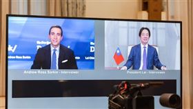 賴清德登上紐時DealBook高峰會，透過視訊方式接受專訪。（圖／總統府提供）