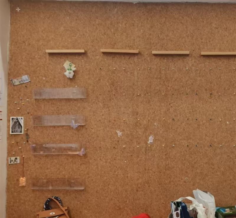 上海濱崎步主題咖啡館照片被清空。（圖／翻攝自X平台@whyyoutouzhele）