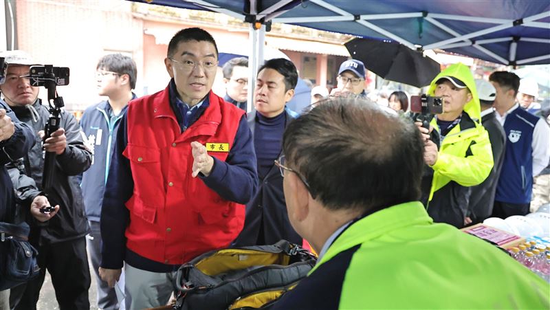 他建議謝國樑這樣做:這部分直接普發現金