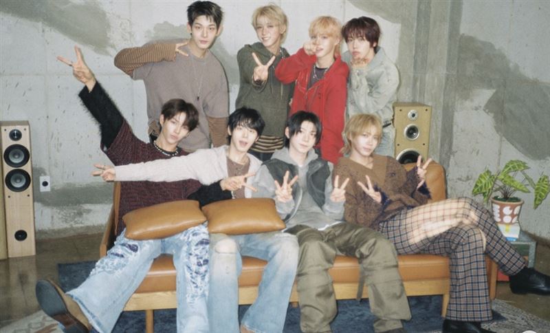 AHOF 9缺2來台。（圖／翻攝自IG）