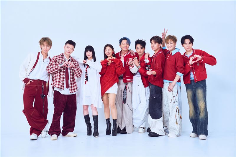 Energy、丁噹、白安、鼓鼓呂思緯、蕭秉治將於平安夜免費開唱。(圖/相信音樂提供)