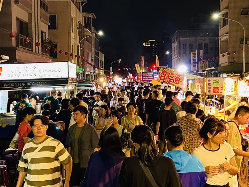 AAA頒獎週末登場！高市府續推商圈夜市券