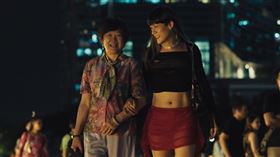 許瑞奇（右）與「國民媽媽」洪慧芳在《好孩子》共同演繹一段揪心又溫暖的母子情。（圖／甲上娛樂提供） 