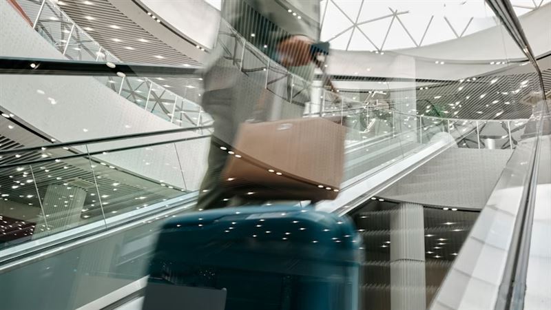 男友獨自升等商務艙 她心寒:怎麼走下去