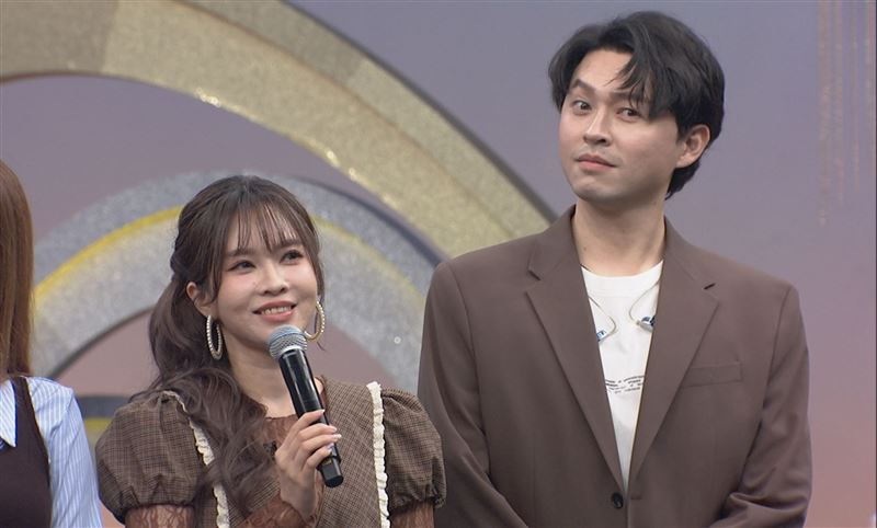 杜忻恬(左)與李子森戀情被懷疑瞞很久。(圖／中視提供)