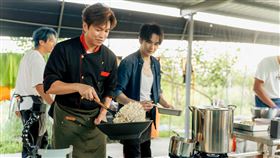 Energy阿弟當主廚 還被騙到菱角田做苦工。（圖／好看娛樂提供）