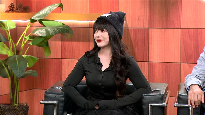 林吟蔚以亮眼外型和嗓音，受封「甜美歌姬」。（圖／年代提供）