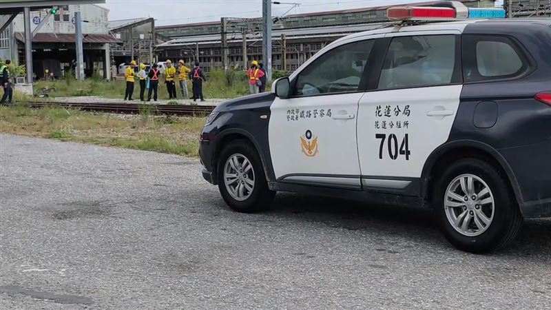 警方獲報到場釐清事發原因。（圖／翻攝畫面）